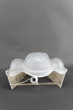 将图片加载到图库查看器，Paire d’appliques Art Déco en bronze chromé et verre Nacrocristal Saint-Lambert Belgique, vers 1925
