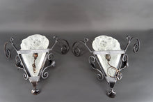 Charger l&#39;image dans la galerie, Importante Paire d&#39;Appliques en Fer Forgé par Degué, Art Déco, France, circa 1930
