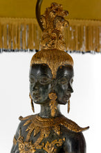 Lade das Bild in den Galerie-Viewer, Lampe Sculpturale en Bronze à double patine verte et dorée représentant la Princesse Sirène Suvannamaccha, Thaïlande, XXe
