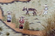 Charger l&#39;image dans la galerie, Important Ensemble de Trois Tapisseries Indochinoises Brodées de Soie Tigres et Cerfs Axis – Vietnam, Époque Coloniale, vers 1930

