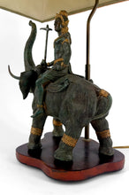 Lade das Bild in den Galerie-Viewer, Lampe Sculpturale en Bronze à double patine représentant Indra sur Airavata, Thaïlande, Milieu XXe
