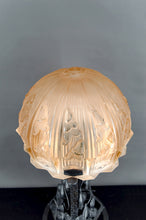Charger l&#39;image dans la galerie, Importante Lampe Art Déco en Fer Forgé à Motifs de Papillons et Dôme Floral en Verre Pressé, Par Bartelemie, France, Circa 1925

