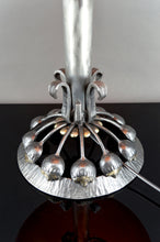 Charger l&#39;image dans la galerie, Importante Lampe à Monture Végétale Stylisée en Fer Forgé  et Dôme en Pate de Verre Marmoréenne Rouge Orangé, Art Deco, France, Circa 1930
