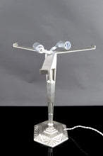 Загрузить изображение в средство просмотра галереи, Lampe de table Art Déco en bronze nickelé et verrerie Schneider "Libellules" – France, vers 1930
