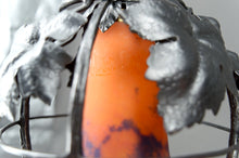 Charger l&#39;image dans la galerie, Paire de Lampes en Fer Forgé, Thème de la Vigne, Muller Frères Lunéville, Art Déco, Circa 1925
