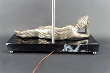 Charger l&#39;image dans la galerie, Importante Lampe Bouddha en Bronze Argenté sur Socle de Marbre Noir Ex-Indochine Française, Circa 1930–1940
