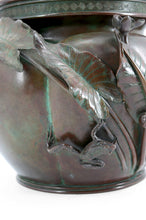 Загрузить изображение в средство просмотра галереи, Exceptionnelle jardinière / cache-pot en bronze japonais patiné Japon – Époque Meiji, vers 1880
