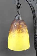 Charger l&#39;image dans la galerie, Importante Lampe Bicéphale en Fer Forgé par Schneider, France, Art Deco, Circa 1920
