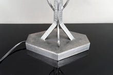 Загрузить изображение в средство просмотра галереи, Importante lampe bicéphale Art Déco en fer forgé – Muller Frères Lunéville, France, vers 1930
