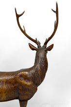 Charger l&#39;image dans la galerie, Importante Lampe Sculpturale en Bronze et Marbre, Cerf, Art Déco, France, Circa 1930
