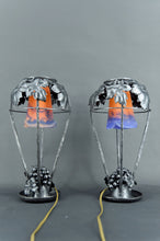 Charger l&#39;image dans la galerie, Paire de Lampes en Fer Forgé, Thème de la Vigne, Muller Frères Lunéville, Art Déco, Circa 1925
