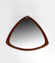 Charger l&#39;image dans la galerie, Important Miroir Triangulaire en Teck, Design Scandinave, Circa 1950
