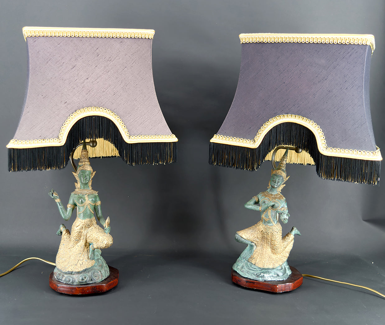 Paire de Lampes Sculpturales en Bronze à Double Patine Verte et Dorée, Thaïlande, Circa 1970