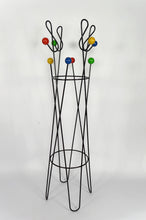 Загрузить изображение в средство просмотра галереи, Porte-manteau « Clé de sol », par Roger Féraud, circa 1950

