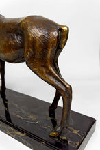 Charger l&#39;image dans la galerie, Importante Lampe Sculpturale en Bronze et Marbre, Cerf, Art Déco, France, Circa 1930
