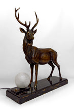 Charger l&#39;image dans la galerie, Importante Lampe Sculpturale en Bronze et Marbre, Cerf, Art Déco, France, Circa 1930
