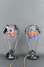 Charger l&#39;image dans la galerie, Paire de Lampes en Fer Forgé, Thème de la Vigne, Muller Frères Lunéville, Art Déco, Circa 1925
