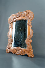 Charger l&#39;image dans la galerie, Miroir en Bois Sculpté de Dragons, Indochine, Circa 1900

