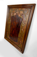 Charger l&#39;image dans la galerie, Important Panneau , Fable de la Fontaine: Le Corbeau et le Renard, Cuir Repoussé et Dinanderie, Art Nouveau, Circa 1890
