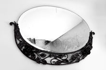 将图片加载到图库查看器，Miroir Art déco en fer forgé à décor de roses, vers 1920
