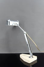 Cargar imagen en el visor de la galería, Importante Lampe de Bureau, Chrome, Aluminium et Marbre, Art Déco Moderniste, France, Circa 1930
