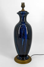 将图片加载到图库查看器，Lampe Art nouveau en grès à émaux grand feu et monture en bronze, vers 1900
