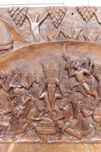 Charger l&#39;image dans la galerie, Important Panneau Monoxyle, Bas-Relief Bamoun, Cameroun, Circa 1960
