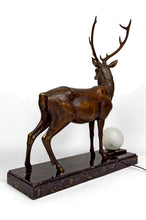 Charger l&#39;image dans la galerie, Importante Lampe Sculpturale en Bronze et Marbre, Cerf, Art Déco, France, Circa 1930
