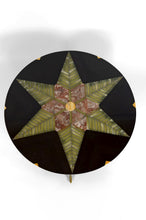 Загрузить изображение в средство просмотра галереи, Exceptionnelle table basse en bronze et marqueterie de marbres, France ou Italie, circa 1960
