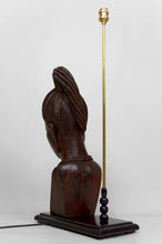 Cargar imagen en el visor de la galería, Importante Lampe Sculpturale, Buste en Ebene de Femme Africaine, par Alexs Mutasa, Circa 1970
