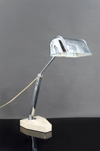 Cargar imagen en el visor de la galería, Importante Lampe de Bureau, Chrome, Aluminium et Marbre, Art Déco Moderniste, France, Circa 1930

