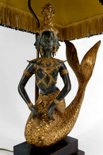 Charger l&#39;image dans la galerie, Lampe Sculpturale en Bronze à double patine verte et dorée représentant la Princesse Sirène Suvannamaccha, Thaïlande, XXe
