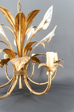 Charger l&#39;image dans la galerie, Important lustre &quot;Calla Lily&quot; par Hans Kögl, Métal Doré et Argenté, Cristal, circa 1970
