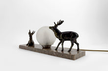 Загрузить изображение в средство просмотра галереи, Lampe Veilleuse Sculpturale Art Déco aux cerfs – vers 1930
