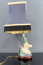 Charger l&#39;image dans la galerie, Paire de Lampes Sculpturales en Bronze à Double Patine Verte et Dorée, Thaïlande, Circa 1970
