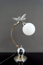 Charger l&#39;image dans la galerie, Lampe &quot;Avion&quot;,  Chrome et Aluminium, Art Deco / Steamline Moderne, Circa 1930-1940
