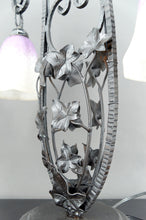 Charger l&#39;image dans la galerie, Importante Lampe Bicéphale en Fer Forgé par Schneider, France, Art Deco, Circa 1920

