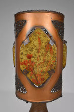 Charger l&#39;image dans la galerie, Importante Lampe des Potiers d&#39;Accolay en Céramique, Cuivre Patiné et Médaillons Multicolores en Résine Fractale, Circa 1970
