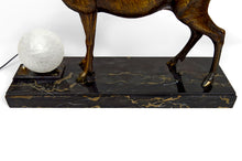 Charger l&#39;image dans la galerie, Importante Lampe Sculpturale en Bronze et Marbre, Cerf, Art Déco, France, Circa 1930
