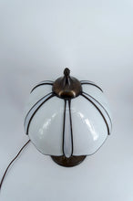 Загрузить изображение в средство просмотра галереи, Lampe de table de style Tiffany – vers 1980
