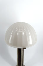 将图片加载到图库查看器，Importante Lampe de Table Art Déco Moderniste – Bois Sculpté, Bronze Nickelé &amp; Dôme en Verre Opalin – France, vers 1930
