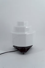 Загрузить изображение в средство просмотра галереи, Lampe Art Déco Steamline Modern, vers 1930 – Verre opalin et fer Forgé
