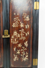 Загрузить изображение в средство просмотра галереи, Armoire asiatique en bois de fer marqueté d&#39;os, Indochine, circa 1880
