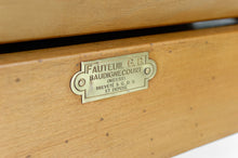 Lade das Bild in den Galerie-Viewer, Fauteuil / chaise longue Morris en hêtre, Art Déco, France, Circa 1925
