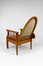 Lade das Bild in den Galerie-Viewer, Fauteuil / chaise longue Morris en hêtre, Art Déco, France, Circa 1925
