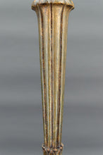 Cargar imagen en el visor de la galería, Grande lampe Art Deco en bois doré, France, circa 1920
