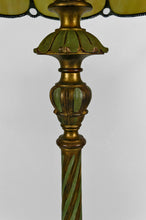 将图片加载到图库查看器，Lampadaire en bois sculpté doré et abat-jour en verre nacré, Art Déco, France, Circa 1920
