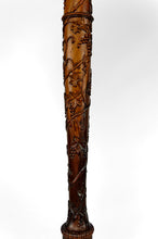 将图片加载到图库查看器，Lampadaire asiatique en bois sculpté, Indochine, circa 1900
