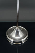 将图片加载到图库查看器，Lampe d&#39;atelier en aluminium et nickel, ajustable avec système monte-baisse, France, circa 1900
