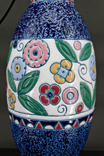 Cargar imagen en el visor de la galería, Lampe aux Hirondelles, Imperial Amphora, Tchécoslovaquie, Art Déco, Circa 1920
